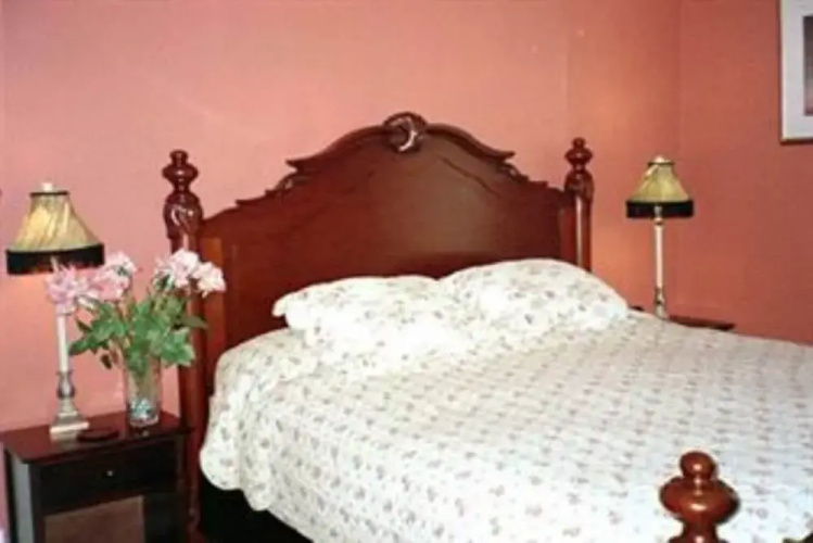 The Continental Inn