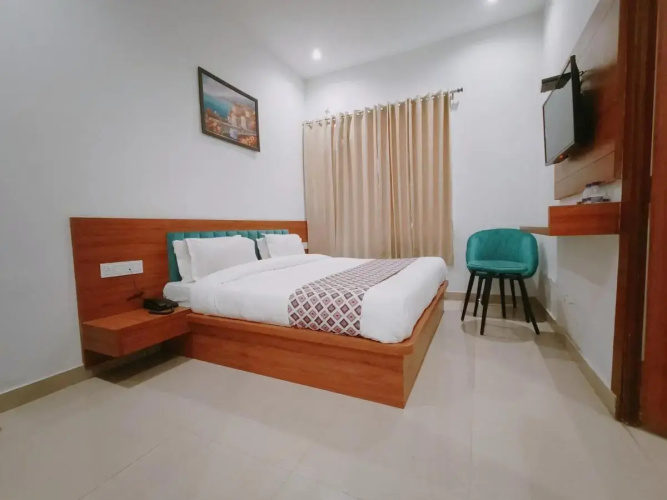 Hotel Lotus Bloom