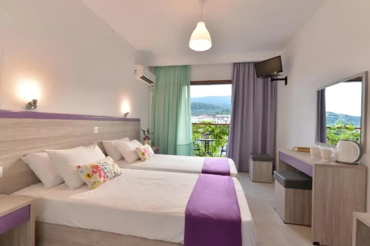Superior Quadruple room