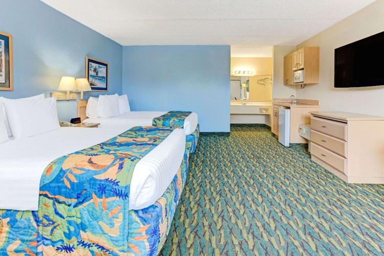 Deluxe Quadruple room