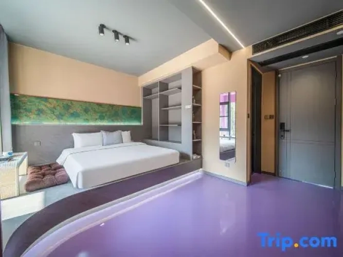 Standard Double room with courtyard view