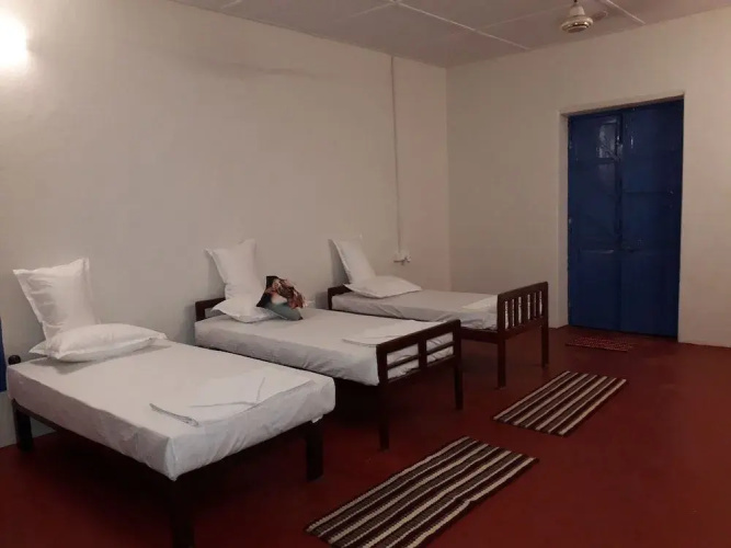 Hotel Dhuni Resorts goa