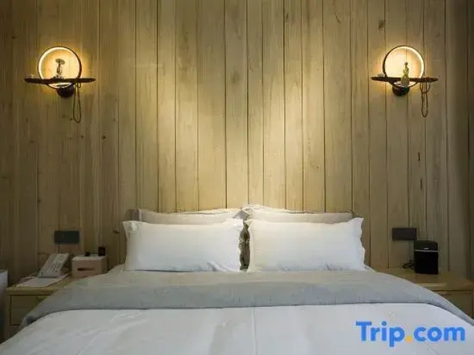 Standard Double room with river view