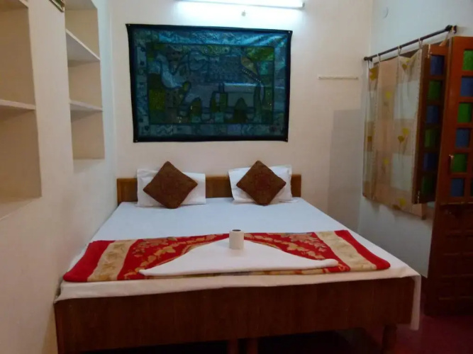 Gajanand Guesthouse