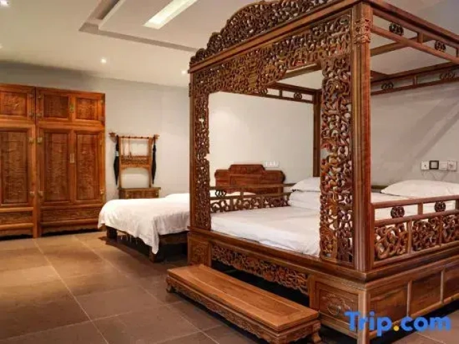 Standard Twin Family room