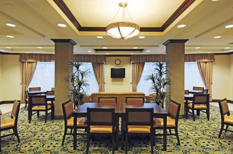 Holiday Inn Express & Suites North Bay photo 39