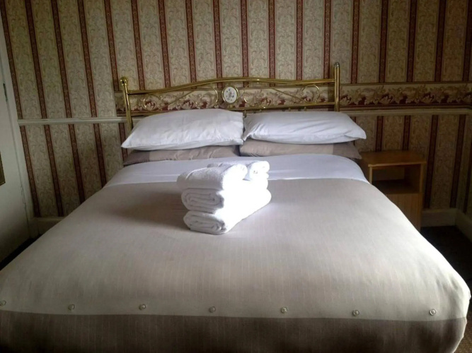 Adelphi Hotel