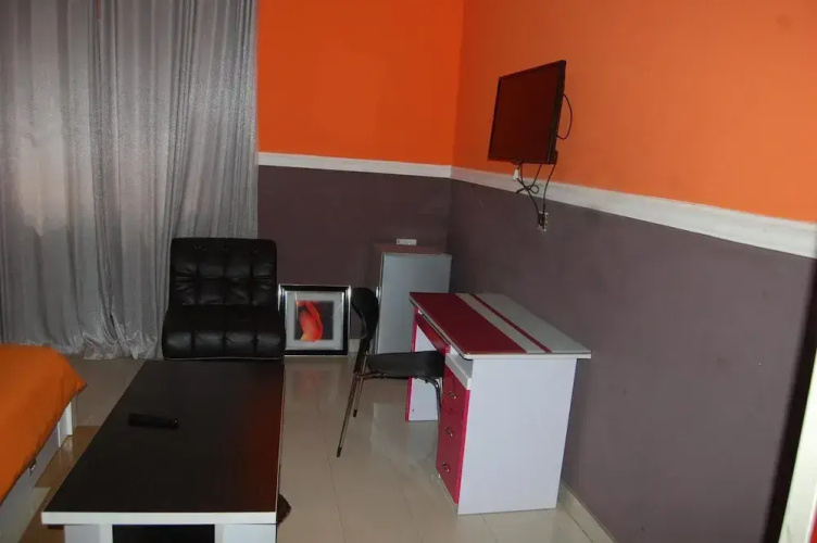 The Don's Suites