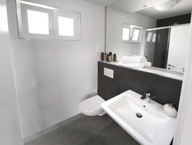 2 Bedrooms Premium Apartment with sea view
