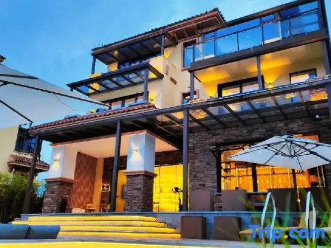 Heart Mansion · Designer Holiday Villa