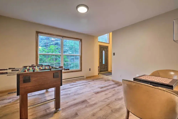 Lake Access & Fire Pit: Spacious Tobyhanna Home!