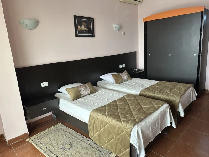 1 Bedroom Economy Double room