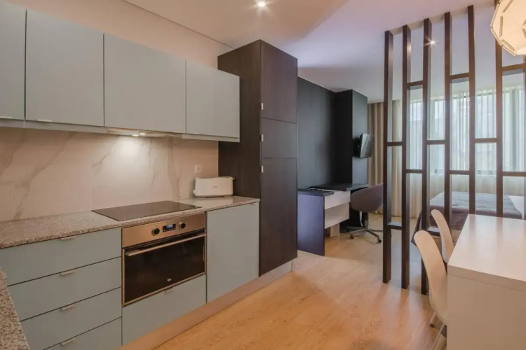 NEW!! Galé 406 Center Apartment (wifi, parking)