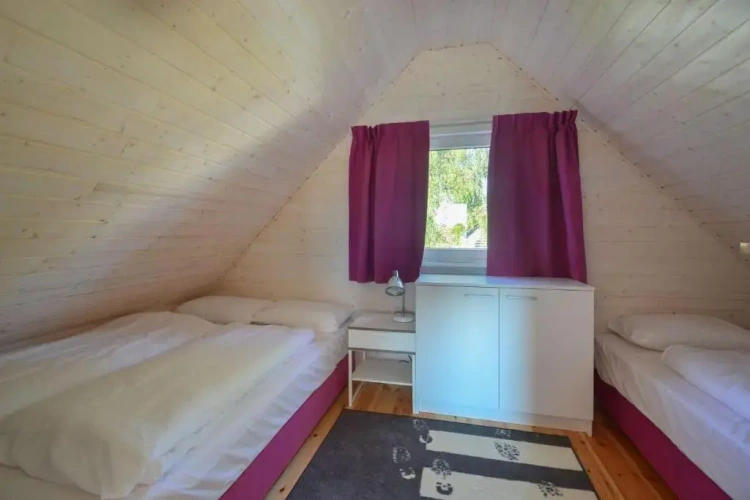 2 Bedrooms Chalet