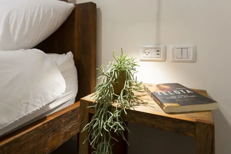 AirTLV Sirkin Apartment
