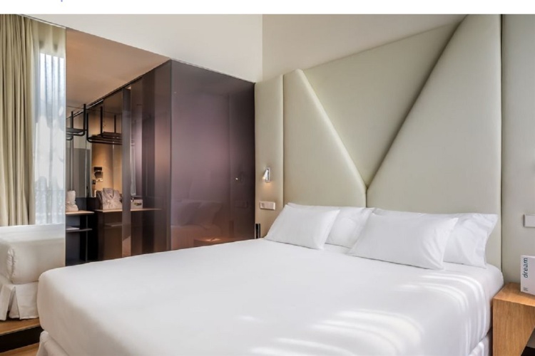 Occidental Diagonal 414 photo 7
