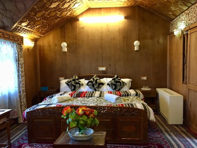 Deluxe room with balcony