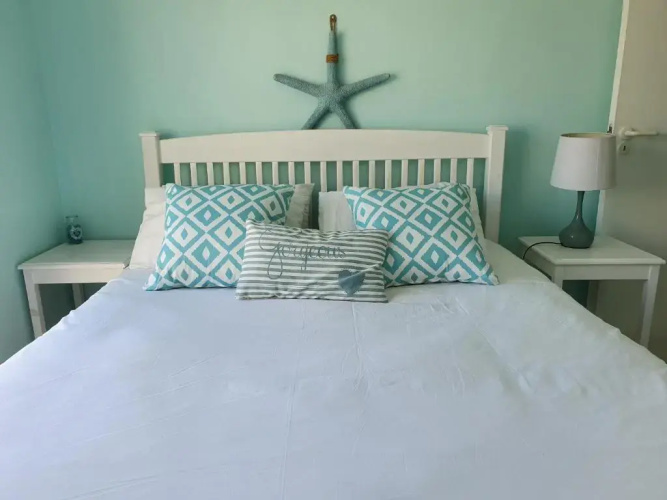 Sea and Mountain View Apartment