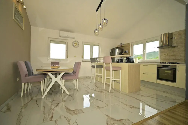 Villa Bravic 4*, Nature Home With Pool Near Split