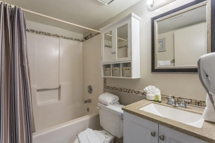 Gulfview II Condominium 611