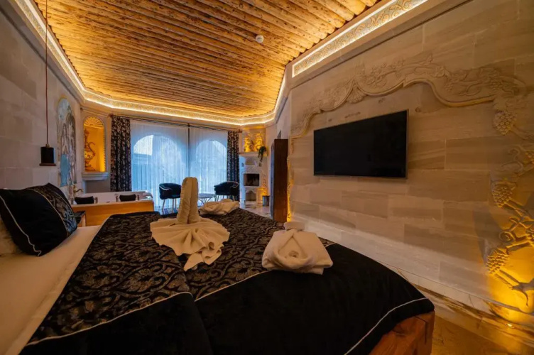 Safran Cave Hotel
