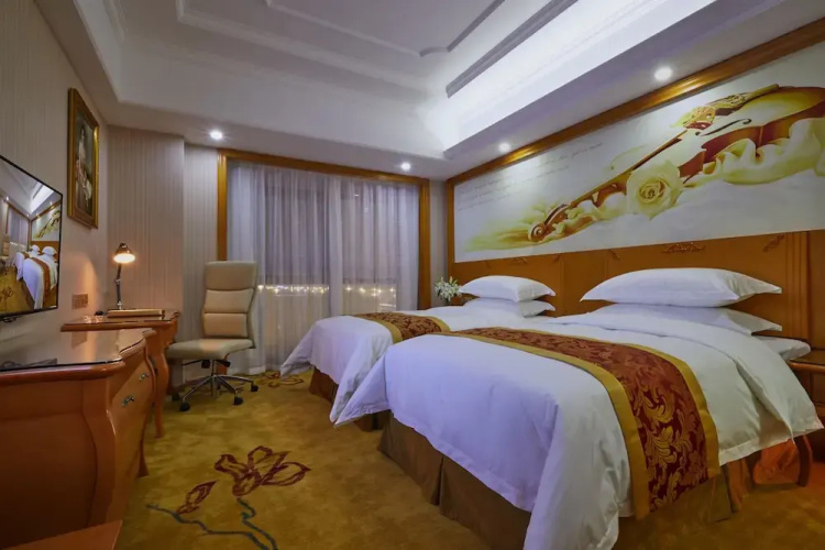 Venus International Hotel
