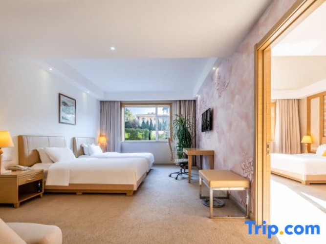 2 Bedrooms Standard Double Family room