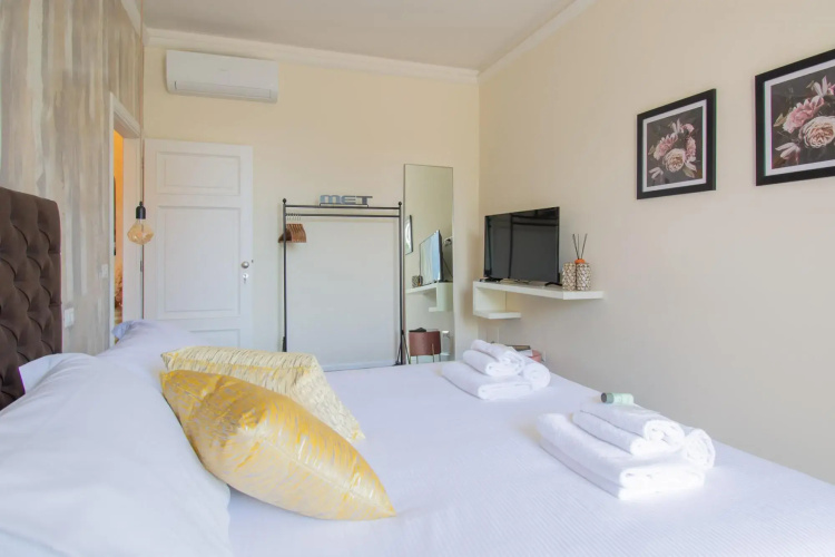 Leopolda Chambre in Florence
