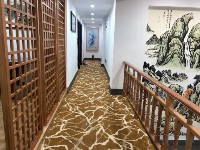 Qingyang Jingyi Hotel