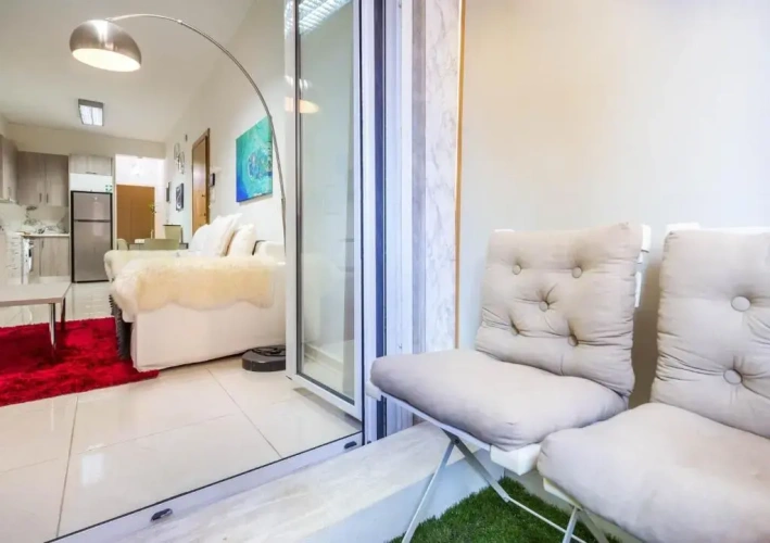 1 Bedroom Apartment