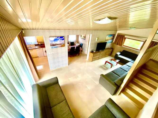 Villa 55