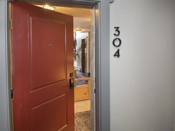 Vantage Point Condo 304