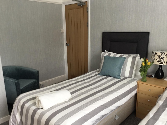 Standard Twin room