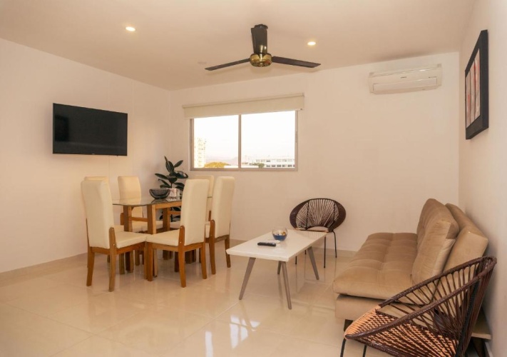 3 Bedrooms Apartment