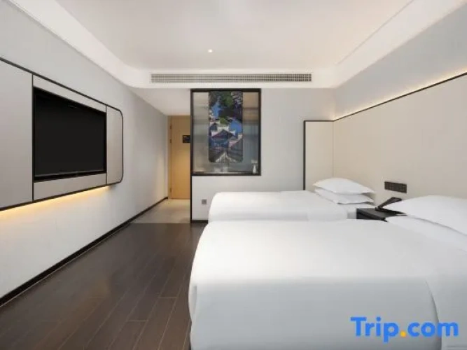 Standard Twin Family room