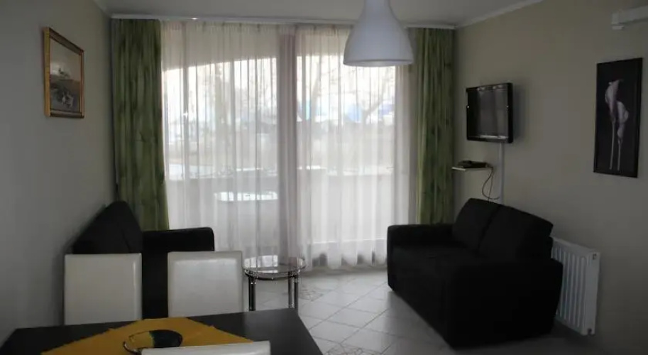 Edit Apartman