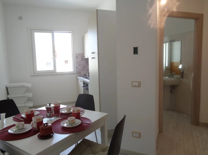 Eryx Apartments