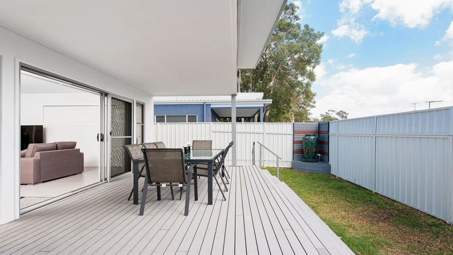 6 Bagnall Avenue