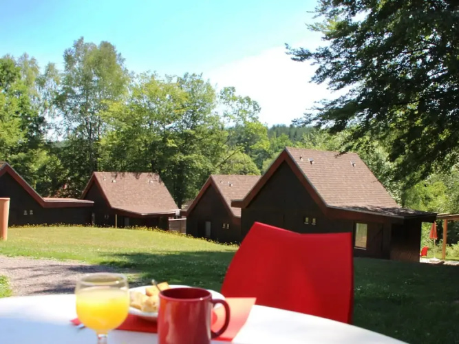 Cottage in Bitche With Heated Pool