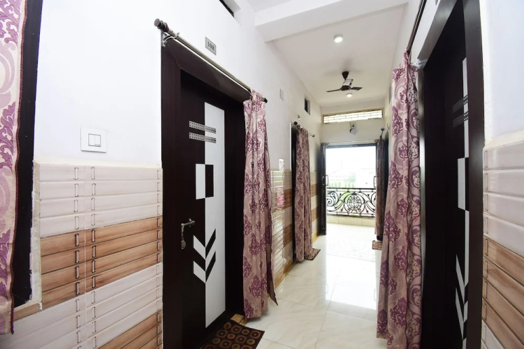 Hotel Amit by OYO Rooms