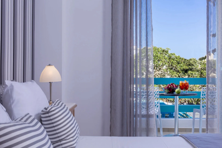 Santellini Hotel