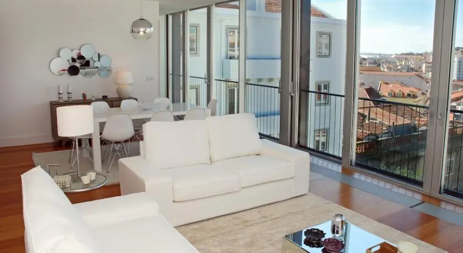 Lisbon Inside Connect - Santa Catarina Apartments