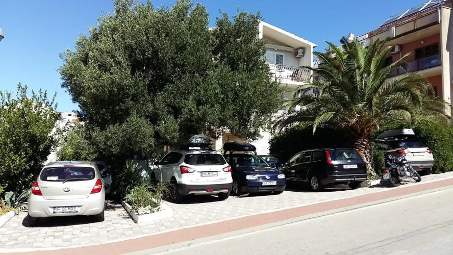 Apartments Ella