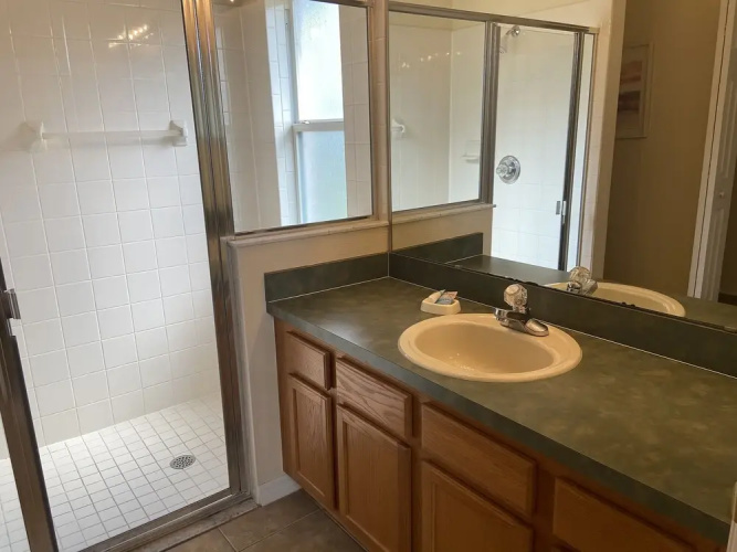 Lakeside Paradise, 2 Full Master Suites