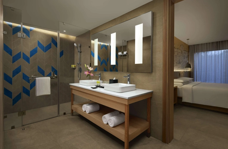 Double Suite