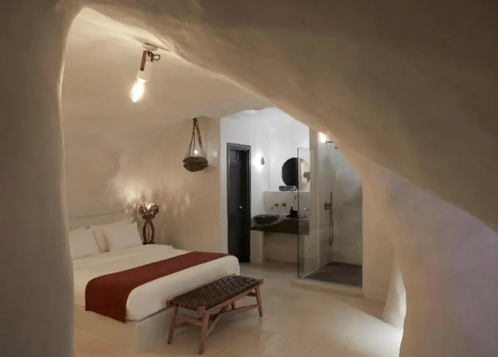 Suite with balcony