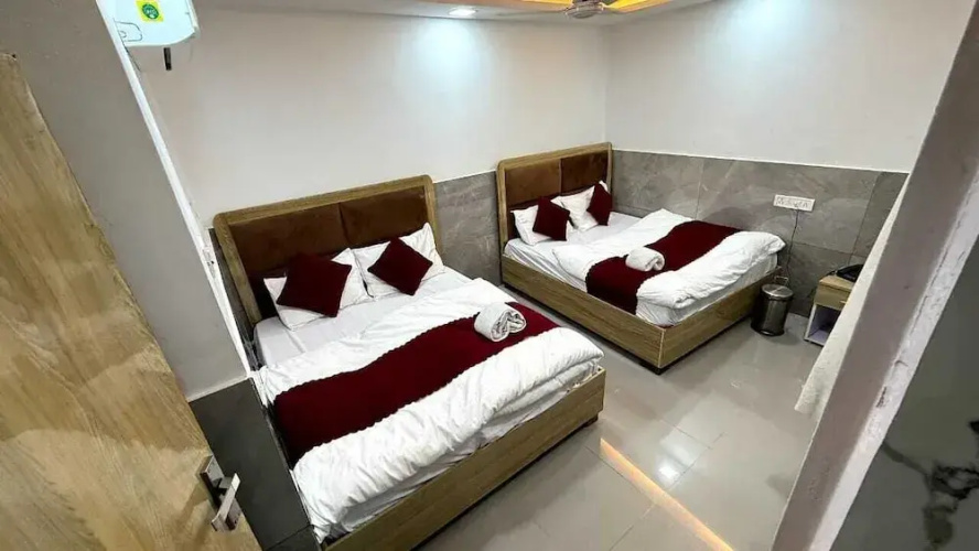Hotel Sheeri Inn