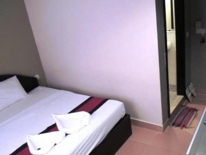 I Lodge Hostel