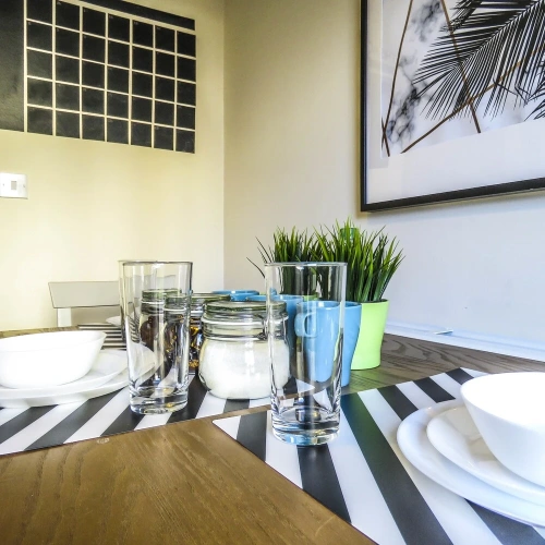 4 Bedrooms Business Cottage