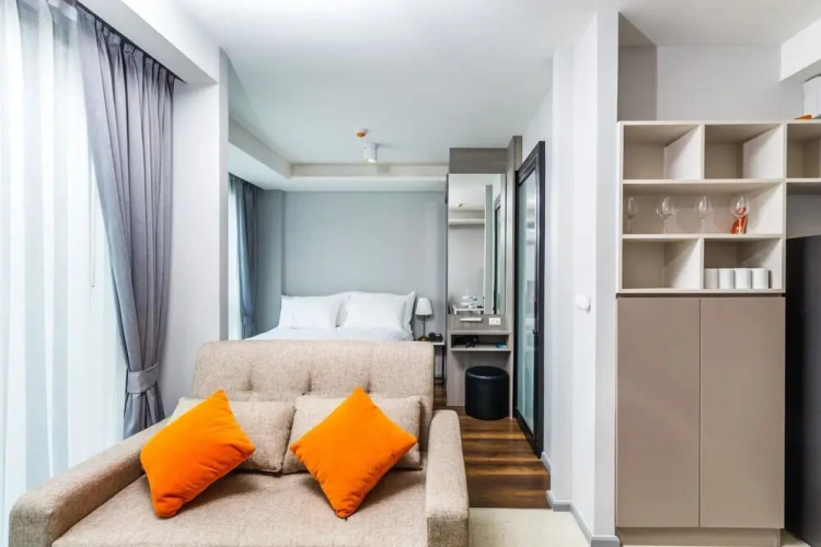 6Av 218 - Surin Beach Studio Pool and gym